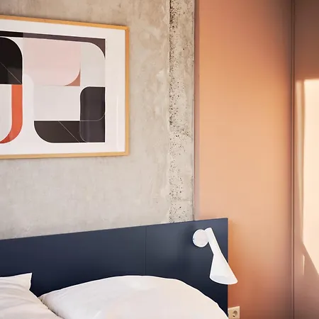 Design Color Apartmán Leer